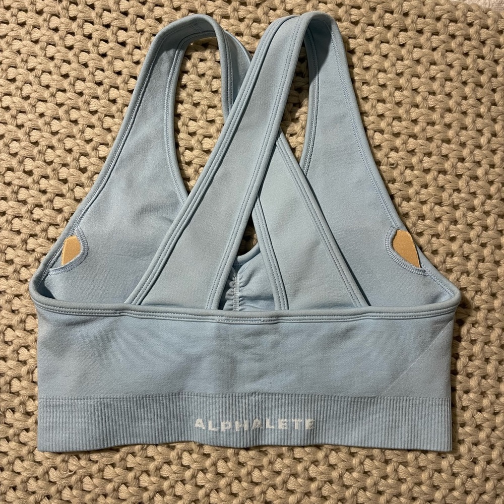Alphalete sports bra